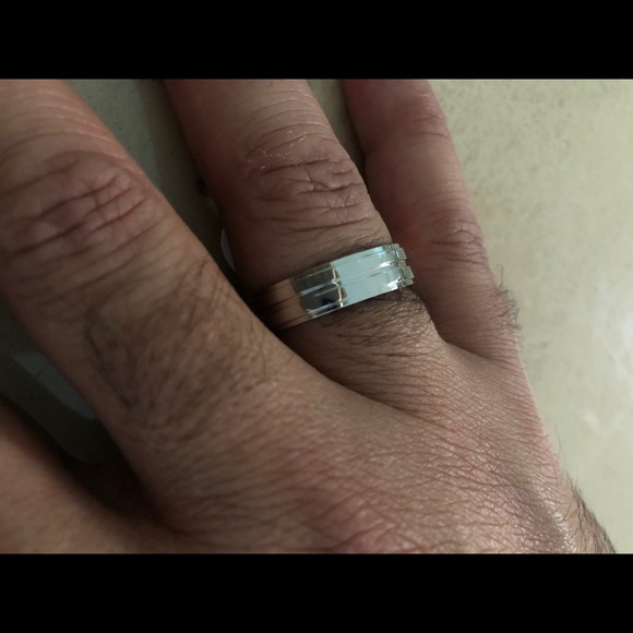 Couple Wedding Bands - Picture 5 of 8